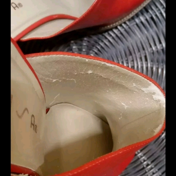 Unisa Red Leather Mules 9.5 ❤️ - Picture 9 of 11